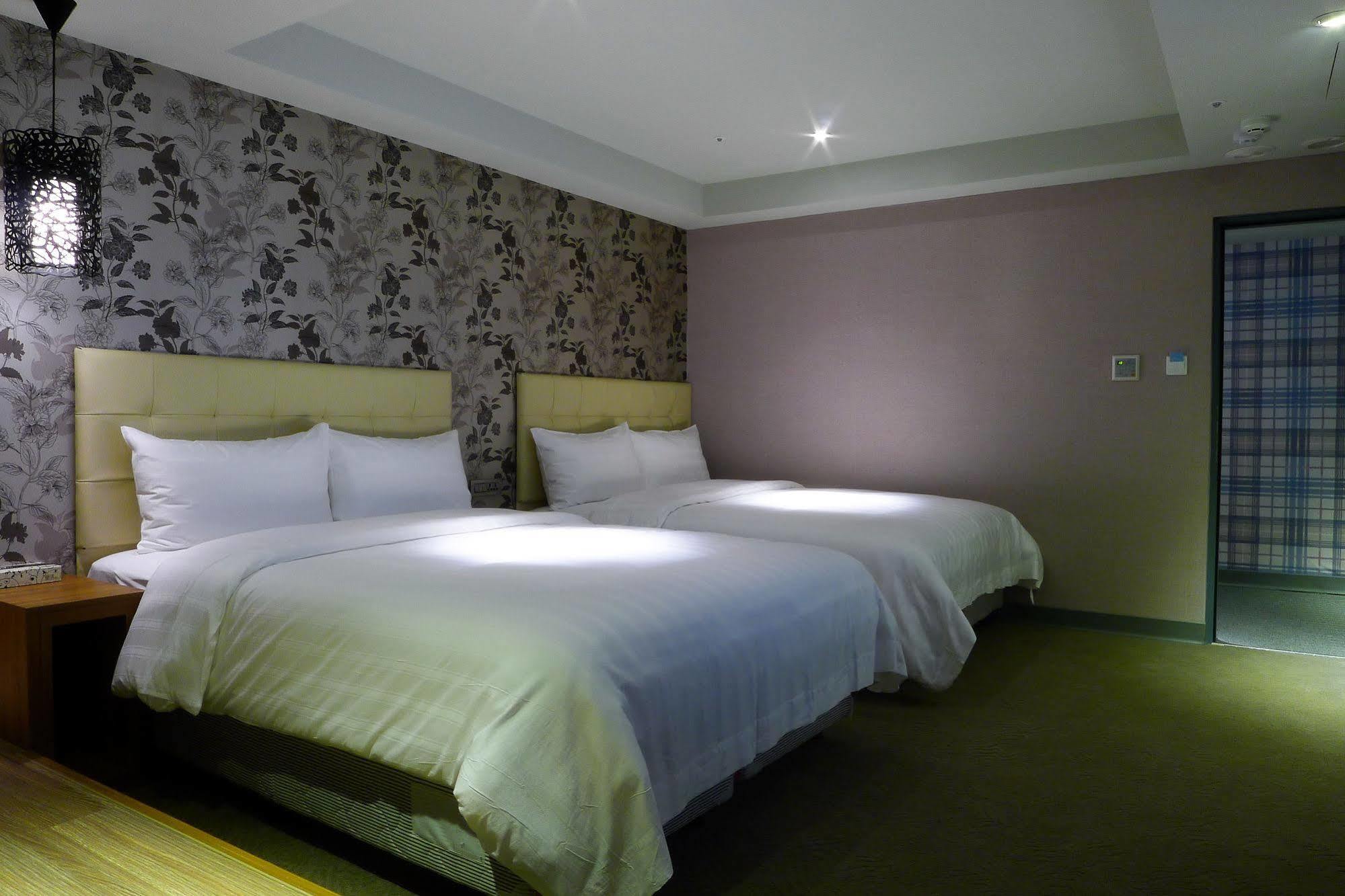 Urtrip Hotel Taipei Exterior photo